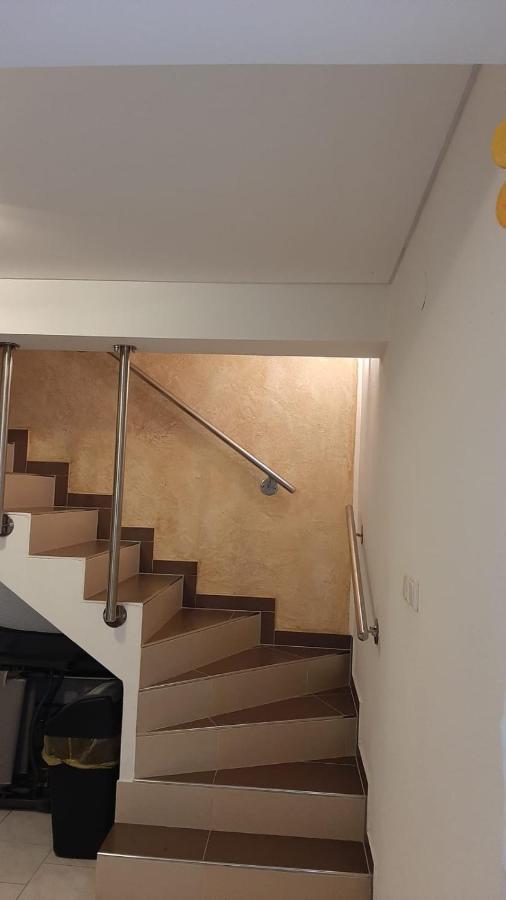 Moderne Souterrainwohnung Цриквеница Экстерьер фото