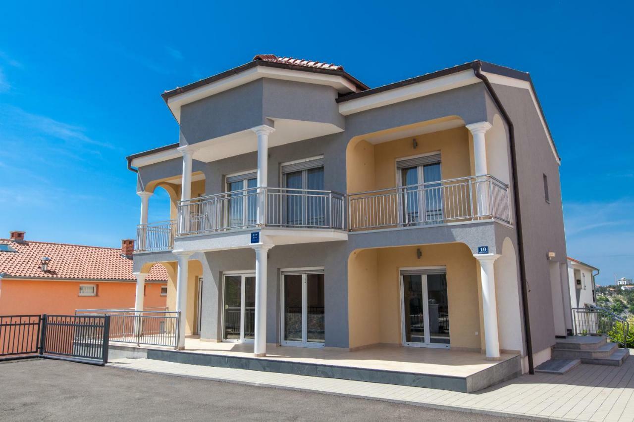 Moderne Souterrainwohnung Цриквеница Экстерьер фото